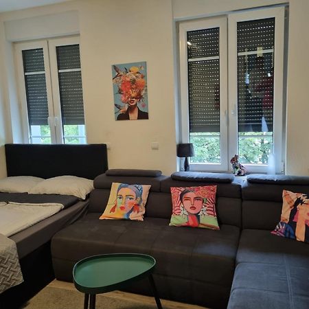 City-Apartment In Krefeld, Kueche, Naehe Duesseldorf Messe Esterno foto