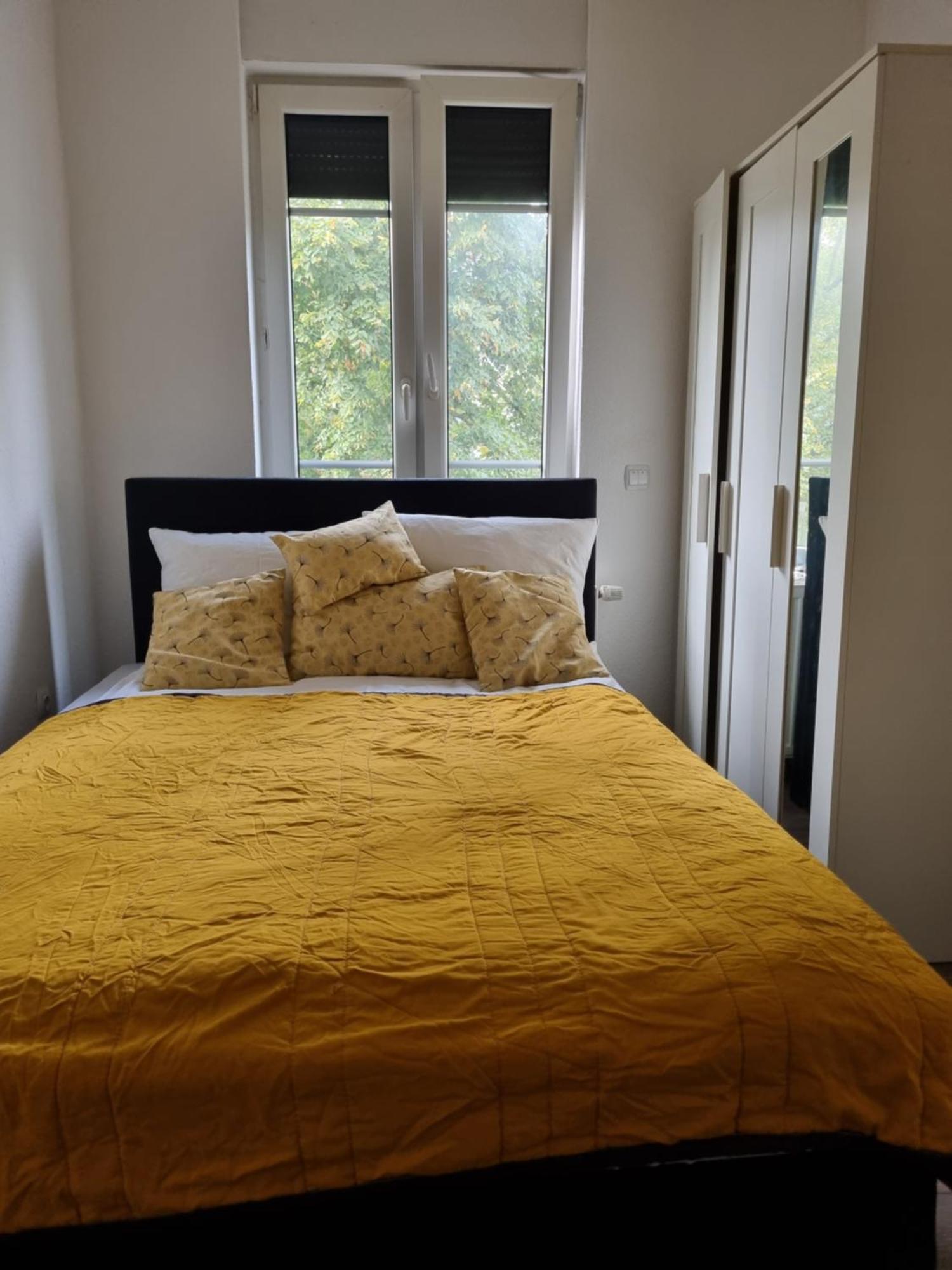 City-Apartment In Krefeld, Kueche, Naehe Duesseldorf Messe Esterno foto