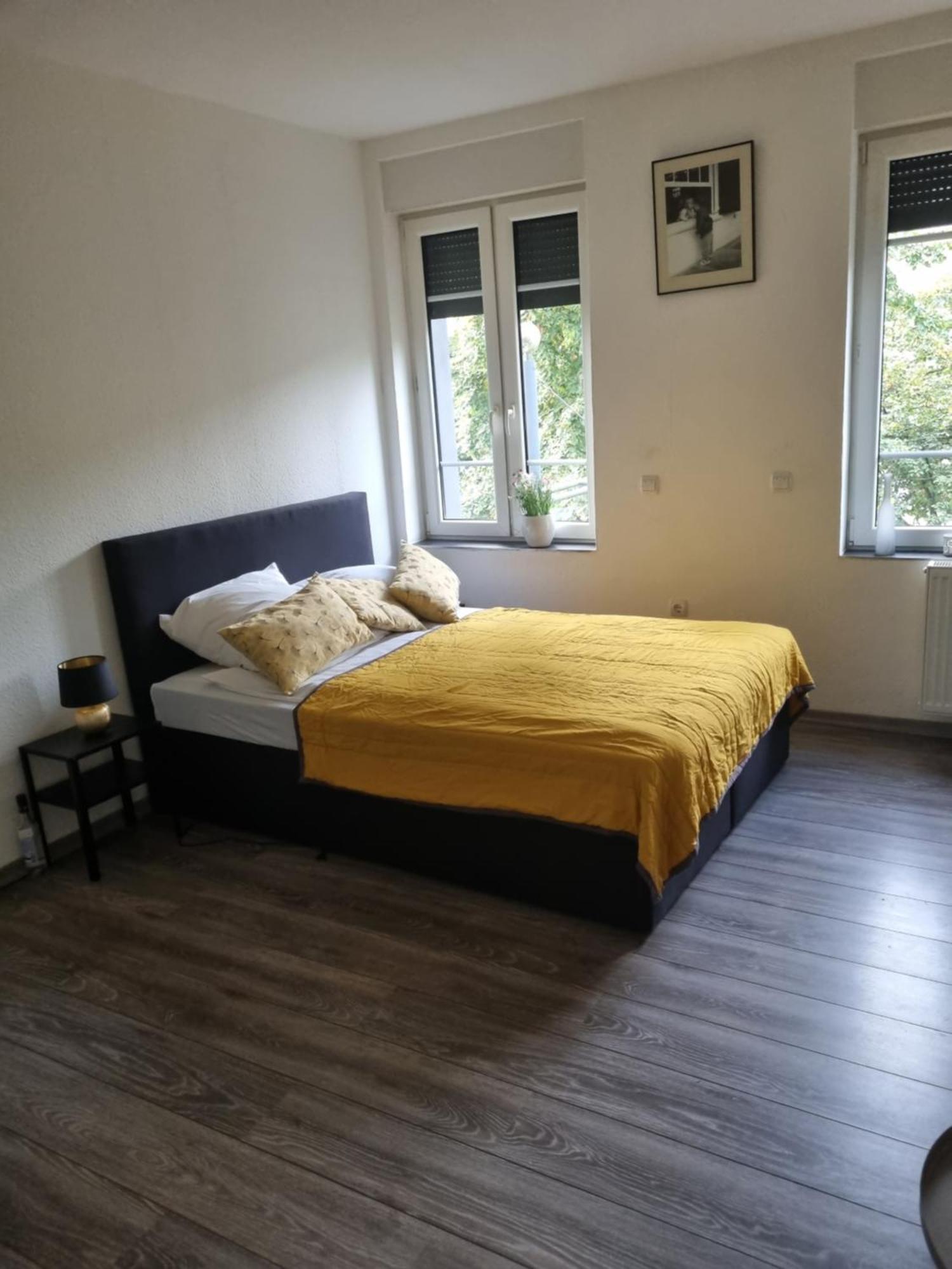 City-Apartment In Krefeld, Kueche, Naehe Duesseldorf Messe Esterno foto