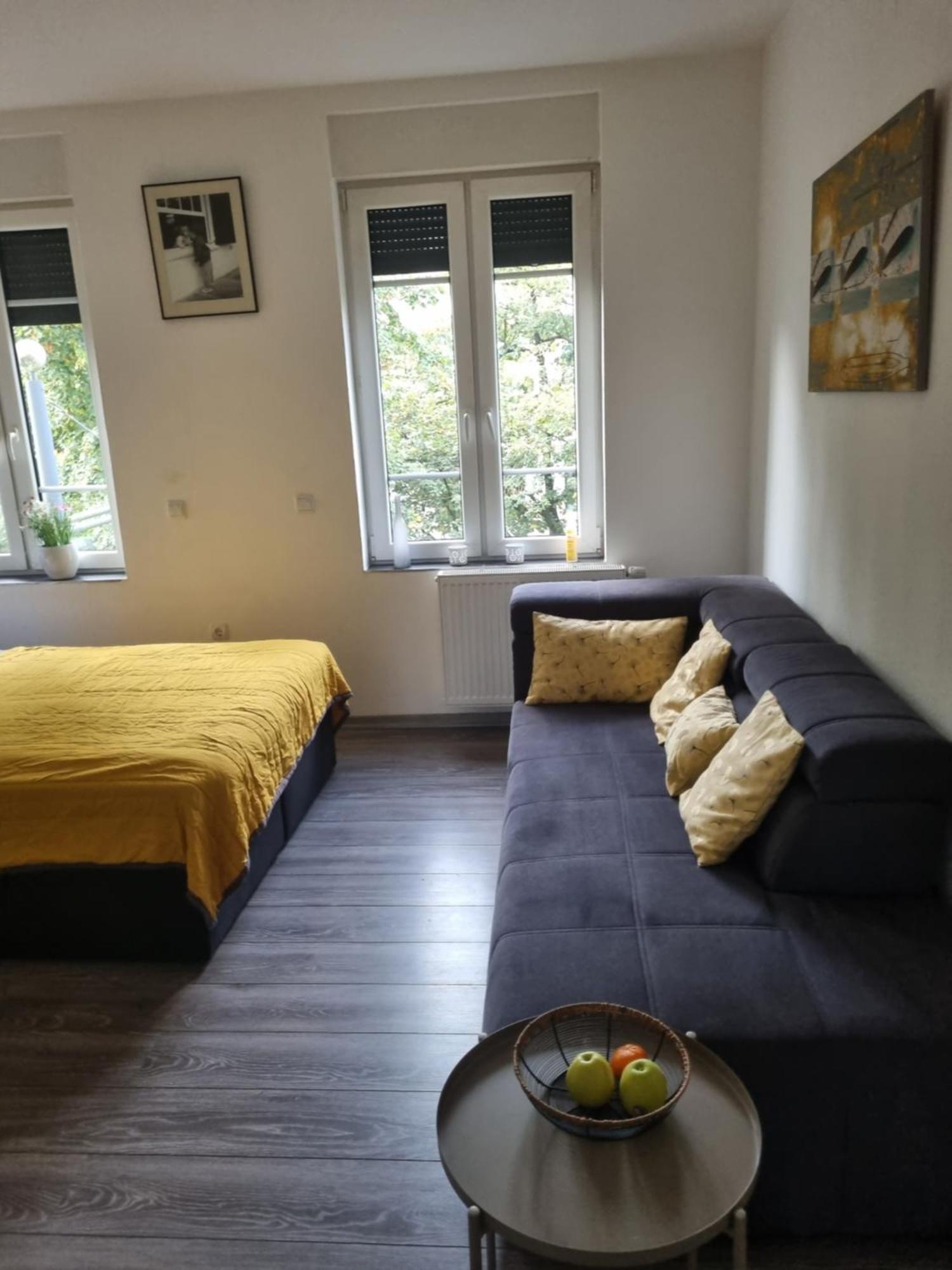 City-Apartment In Krefeld, Kueche, Naehe Duesseldorf Messe Esterno foto